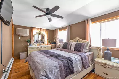 117-30 201st Street, Saint Albans, NY 11412 - Photo 8