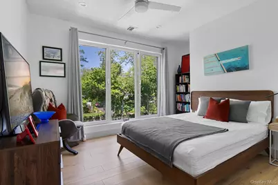 1001 Peconic Bay Blvd, Jamesport, NY 11947 - Photo 18