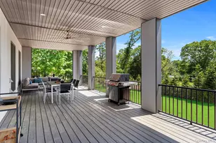 1001 Peconic Bay Blvd, Jamesport, NY 11947 - Photo 8