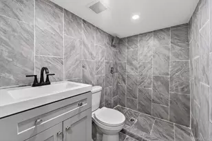 191-44 113th Ave, Saint Albans, NY 11412 - Photo 14