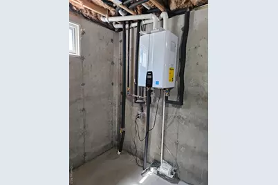 13 N. Swezeytown Road, Middle Island, NY 11953 - Photo 8