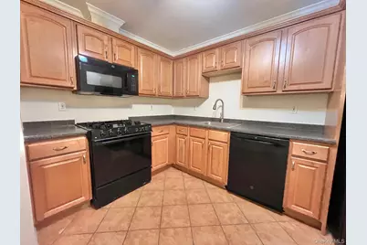 153 Montgomery Avenue #B, Scarsdale, NY 10583 - Photo 2