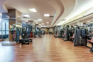 415 E 37th St, New York, NY 10016 - Photo 26