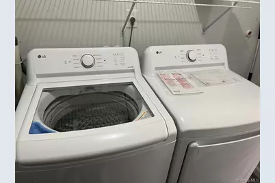 51 Whalers Cove, Babylon, NY 11702 - Photo 10