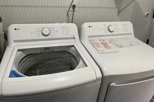 51 Whalers Cove, Babylon, NY 11702 - Photo 10