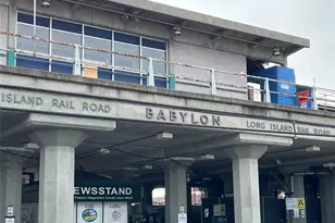 51 Whalers Cove, Babylon, NY 11702 - Photo 20