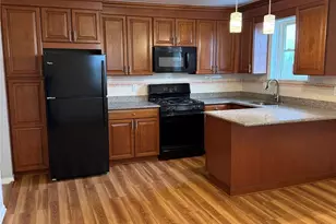 167 Lincoln Ave, Yonkers, NY 10704 - Photo 6