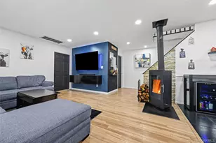 327 Barton Ave, Patchogue, NY 11772 - Photo 4