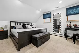 327 Barton Ave, Patchogue, NY 11772 - Photo 18