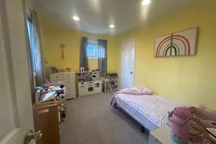 4 White Oak St, Middle Island, NY 11953 - Photo 6