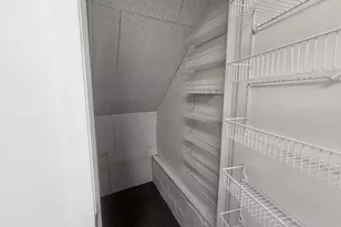 804 Hampshire Rd, Bay Shore, NY 11706 - Photo 12