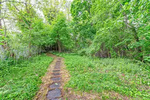 34 Boulevard Ave, Greenlawn, NY 11740 - Photo 14