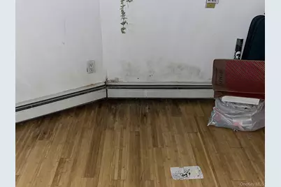 16 Park, Floral Park, NY 11001 - Photo 10