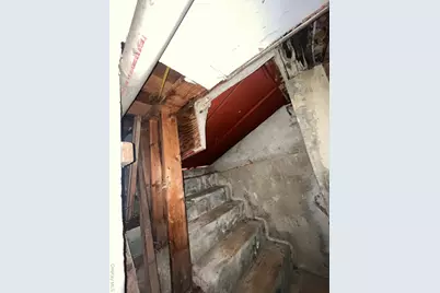 16 Park, Floral Park, NY 11001 - Photo 8