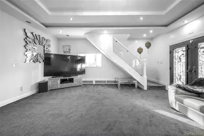 16602 76th Avenue, Fresh Meadows, NY 11366 - Photo 10