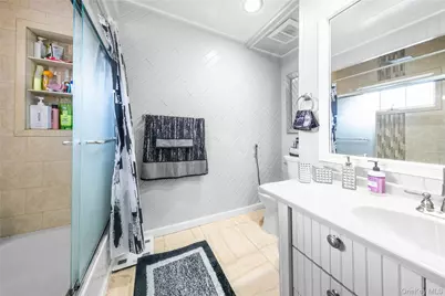 16602 76th Avenue, Fresh Meadows, NY 11366 - Photo 20