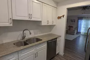 4 McLaughlin Ave, West Haverstraw, NY 10993 - Photo 4