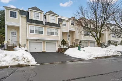 119 Delafield Lane #22D, Newburgh, NY 12550 - Photo 2