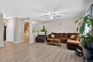 119 Delafield Ln, Newburgh, NY 12550 - Photo 12