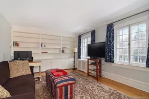 4610 Boston Post Rd, Pelham, NY 10803 - Photo 28