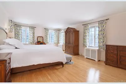 4610 Boston Post Road, Pelham, NY 10803 - Photo 22