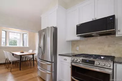 4610 Boston Post Road, Pelham, NY 10803 - Photo 14