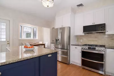 4610 Boston Post Road, Pelham, NY 10803 - Photo 14