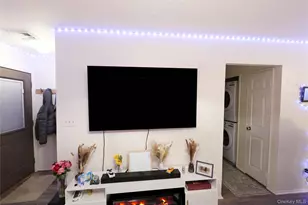 3 Saratoga Ct, Ridge, NY 11961 - Photo 8