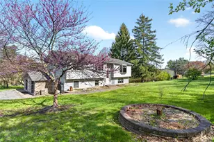 6 Emily Ln, Monroe, NY 10950 - Photo 2