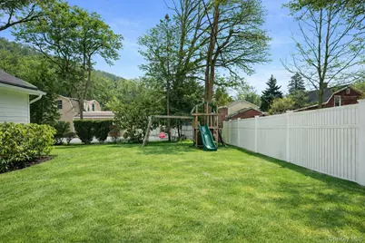 440 Pythian Avenue, Hawthorne, NY 10532 - Photo 16