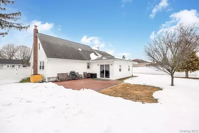 17 Willis Avenue, Ronkonkoma, NY 11779 - Photo 16