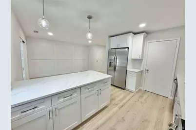 46 Blue Point Road E, Holtsville, NY 11742 - Photo 6