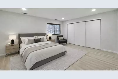 46 Blue Point Road E, Holtsville, NY 11742 - Photo 14