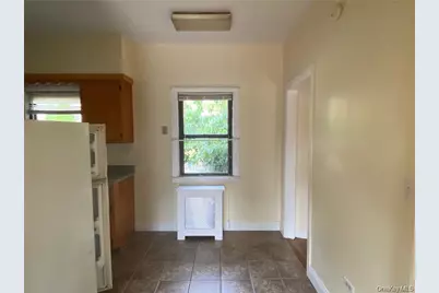 176 Colonial Parkway #2N, Yonkers, NY 10710 - Photo 8