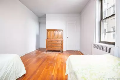 3321 Bruckner Boulevard #4M, Bronx, NY 10461 - Photo 12