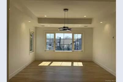 2661 Hyacinth Street, Westbury, NY 11590 - Photo 12