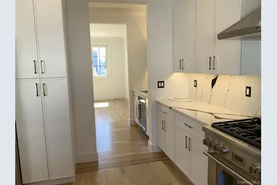 2661 Hyacinth Street, Westbury, NY 11590 - Photo 6