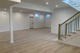 2661 Hyacinth St, Westbury, NY 11590 - Photo 16