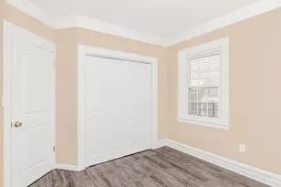 3302 Bronxwood Ave, Bronx, NY 10469 - Photo 10