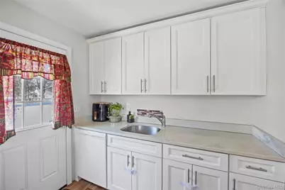 183 Mark Tree Road, Centereach, NY 11720 - Photo 4