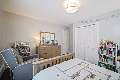 220 Oakdale Bohemia Road, Bohemia, NY 11716 - Photo 18