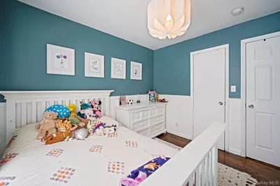 220 Oakdale Bohemia Road, Bohemia, NY 11716 - Photo 20