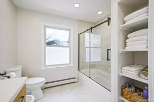 220 Oakdale-Bohemia Rd, Bohemia, NY 11716 - Photo 14