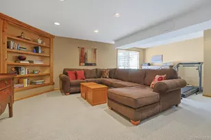 1303 Regent Dr, Mount Kisco, NY 10549 - Photo 20