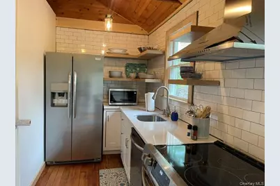 24 Cliff Way, Calverton, NY 11933 - Photo 14