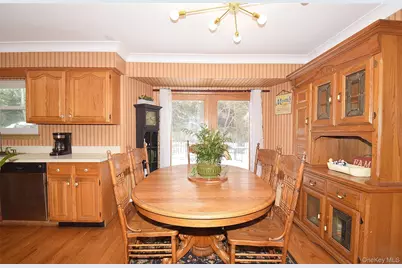 338 Pond Path, East Setauket, NY 11733 - Photo 8