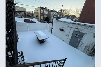 2025 Hobart Avenue, Bronx, NY 10461 - Photo 14