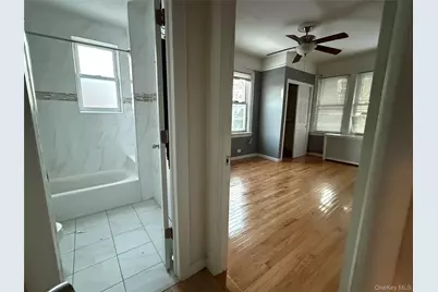 2025 Hobart Avenue, Bronx, NY 10461 - Photo 8