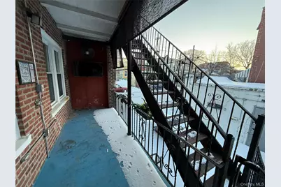 2025 Hobart Avenue, Bronx, NY 10461 - Photo 12
