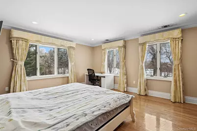 582 Atlantic Avenue, Lawrence, NY 11559 - Photo 12